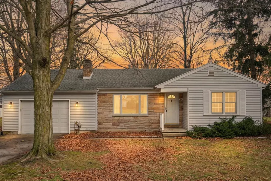 107 S Center ST, Eaton Rapids, MI 48827