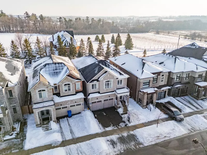 96 Boundary BLVD, Whitchurch-stouffville, ON L4A 4W2