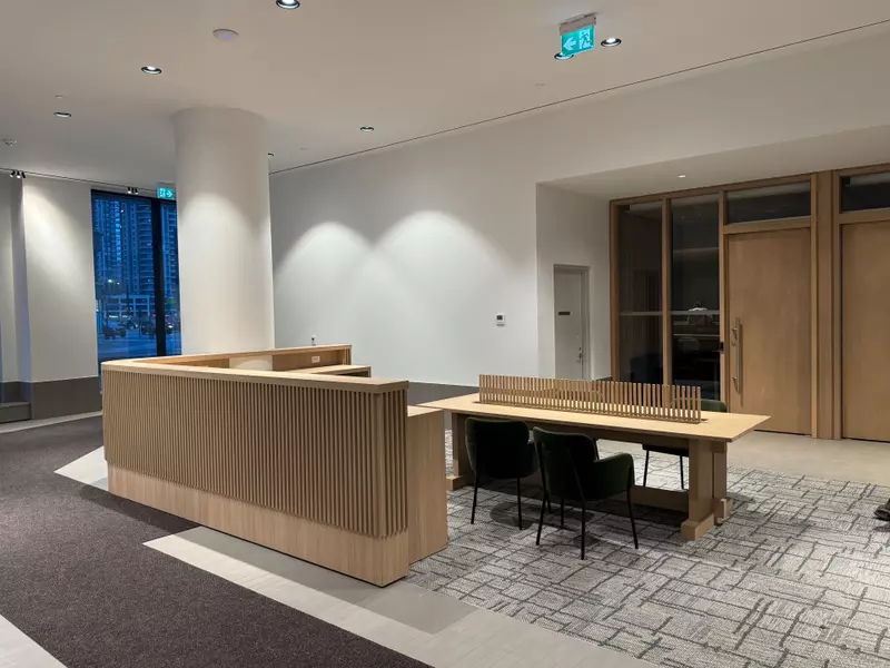 395 Square One DR #3801, Mississauga, ON L5B 0P6