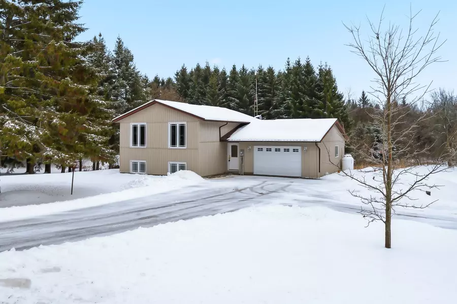 296 Willett RD, Belleville, ON K0K 3E0