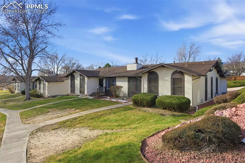 Colorado Springs, CO 80910,3303 Valley Hi AVE #B