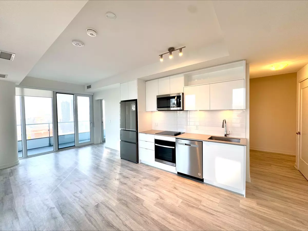 Toronto C08, ON M5A 0X6,70 Princess ST #1802 E