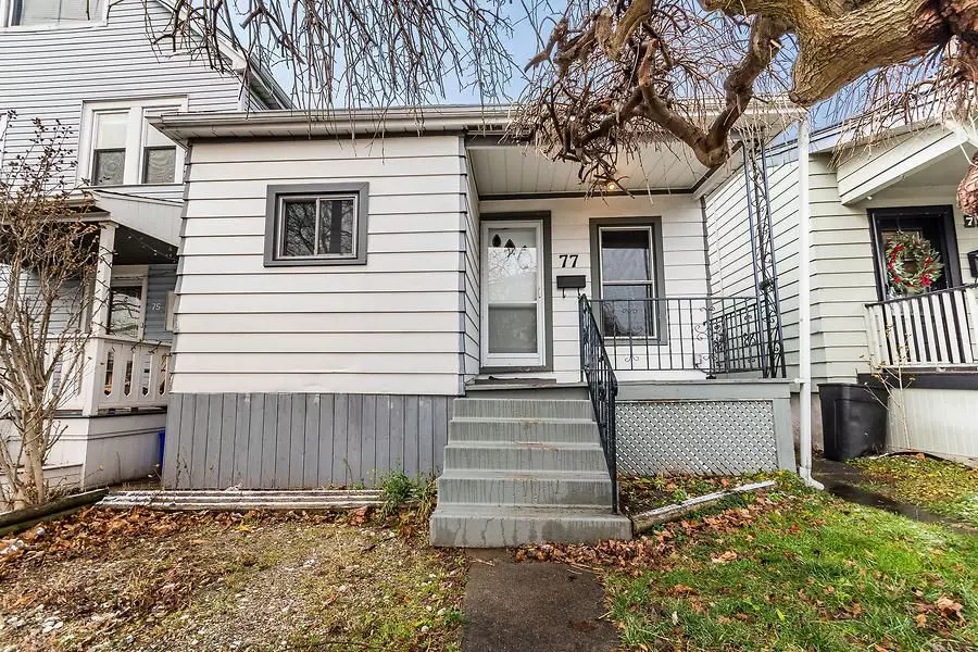 Hamilton, ON L8H 4H5,77 Province ST N