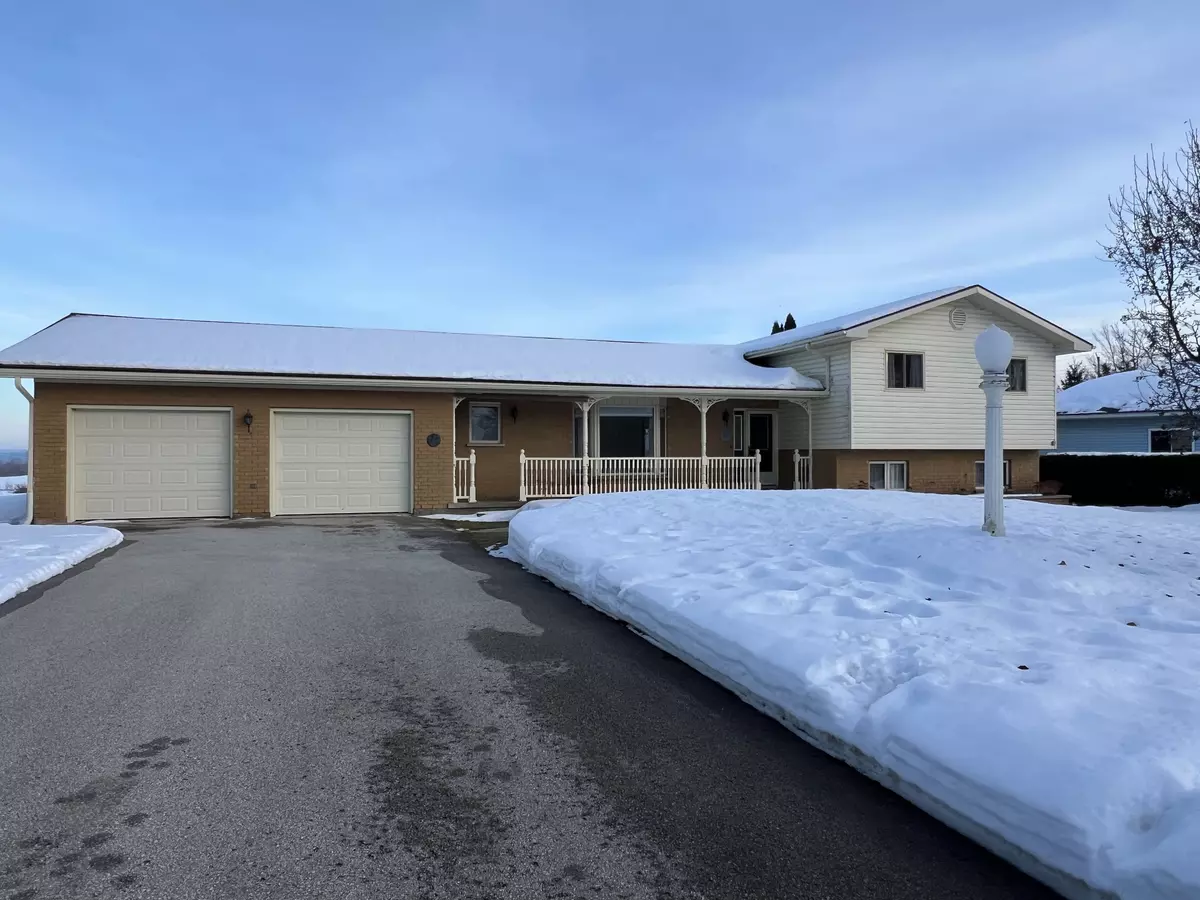 Georgian Bluffs, ON N4K 5N4,178463 Grey Rd 17 RD