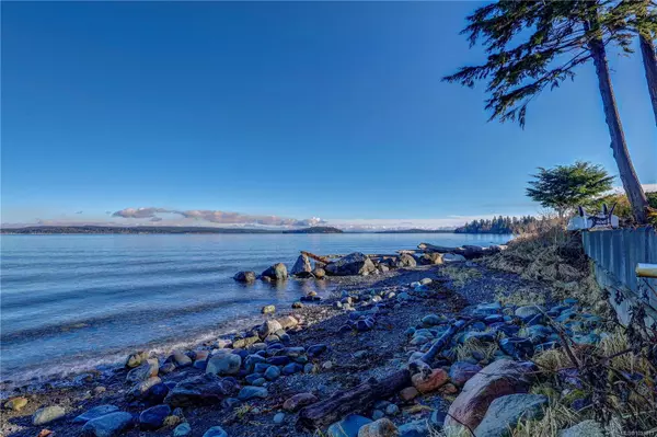 Port Mcneill, BC V0N 2R0,2112 Beach Dr