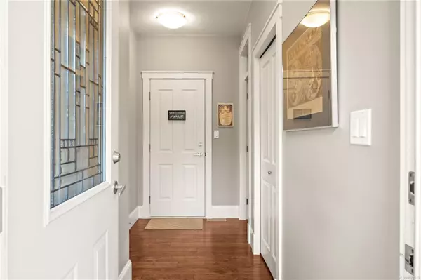 Chemainus, BC V0R 1K2,3110 Cook St #15