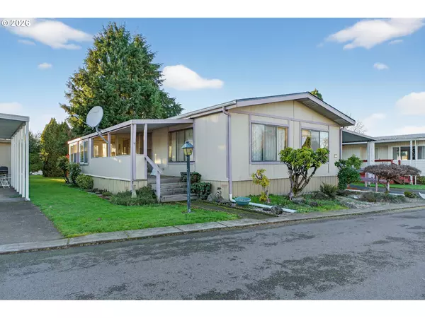 Junction City, OR 97448,1225 W 10TH AVE #18