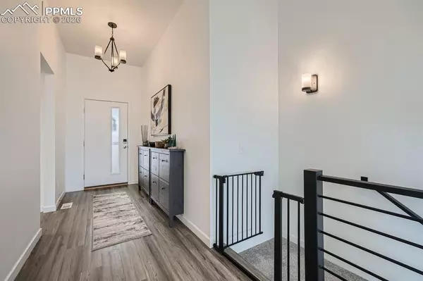 Colorado Springs, CO 80924,9107 Glitter WAY