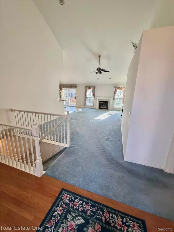 Sterling Heights, MI 48314,4378 Gardenia DR