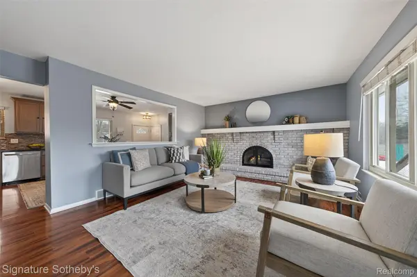 Commerce Twp, MI 48382,6072 Brockway ST