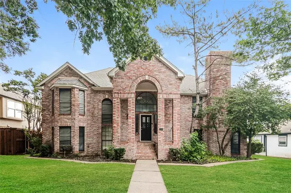 813 Ridgemont Drive,  Allen,  TX 75002