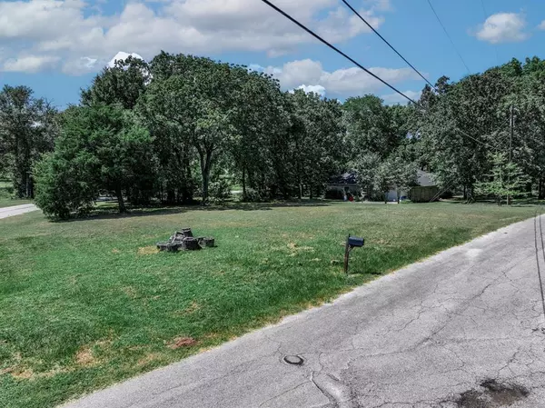 Tool, TX 75143,741 Inner Circle