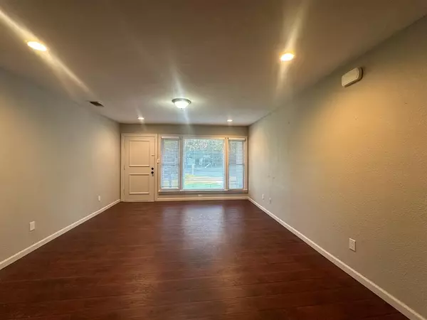 Denison, TX 75020,525 W Hanna Street