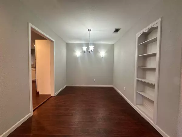 Denison, TX 75020,525 W Hanna Street