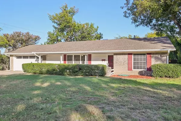 626 Kingston Drive, Irving, TX 75061