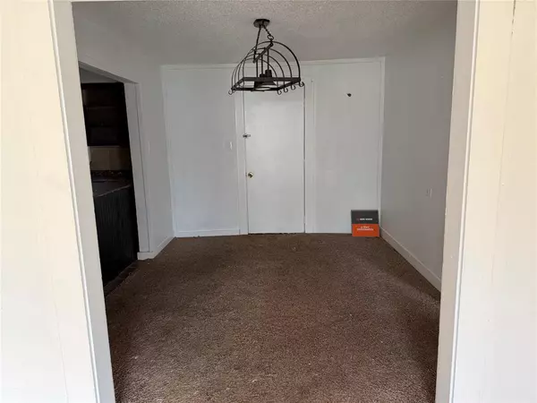 Wills Point, TX 75169,457 E James Street