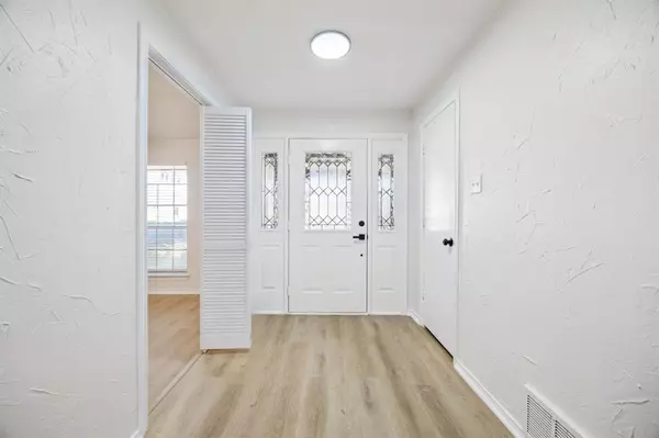 Rowlett, TX 75089,5909 Mark Lane