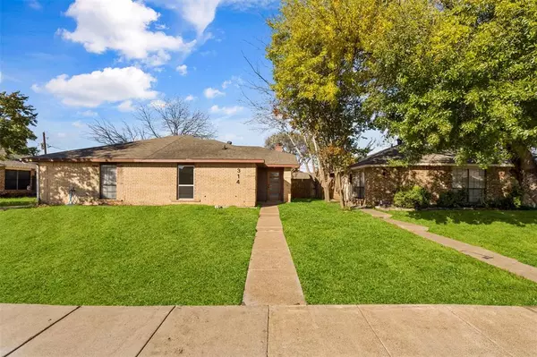 Grand Prairie, TX 75052,314 Gregory Lane