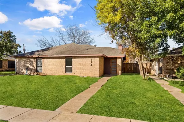 Grand Prairie, TX 75052,314 Gregory Lane