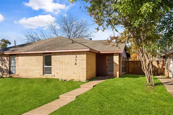 Grand Prairie, TX 75052,314 Gregory Lane