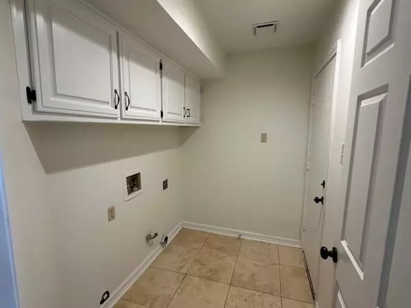 Grapevine, TX 76051,2704 Yorkshire Court