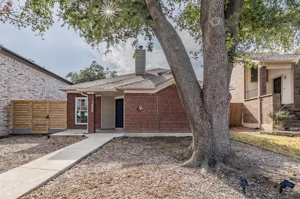 1004 Alameda Drive, Carrollton, TX 75007