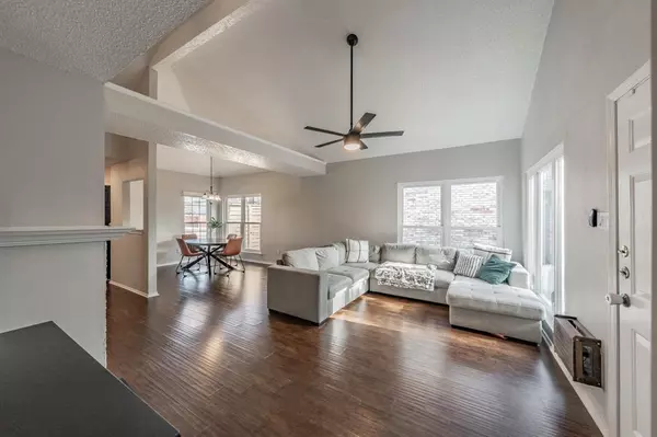 Carrollton, TX 75007,1004 Alameda Drive