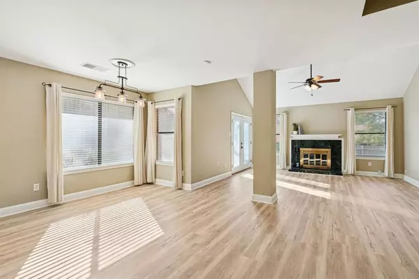 Grapevine, TX 76051,1523 Bennington Court