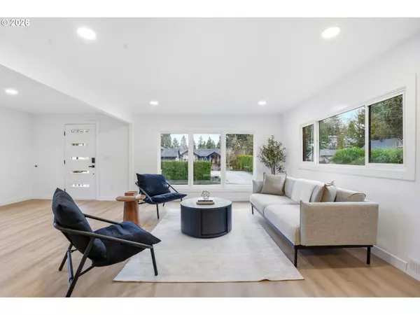 Milwaukie, OR 97267,14123 SE UPPER ALDERCREST DR