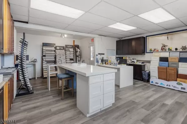 Paterson City, NJ 07503,32 California Ave