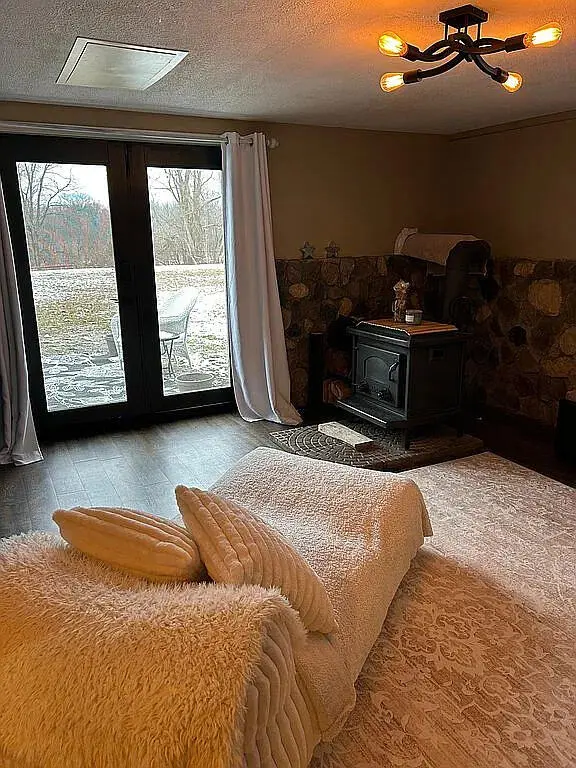 Eaton Rapids, MI 48827,9078 Holmes HWY