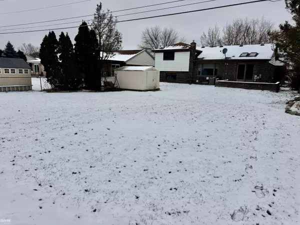 Macomb, MI 48044,47550 Barbara RD