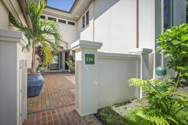 68-1375 PAUOA RD #D4, Kamuela, HI 96743