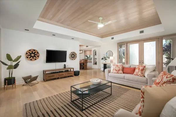 68-1375 PAUOA RD #D4, Kamuela, HI 96743