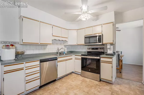 Colorado Springs, CO 80917,2930 Inspiration DR