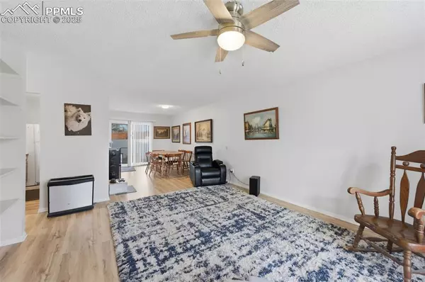 Colorado Springs, CO 80910,3303 Valley Hi AVE #B