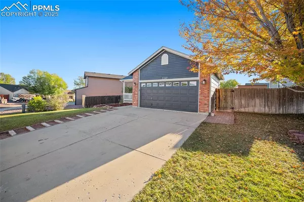 Colorado Springs, CO 80925,7247 Coral Ridge DR