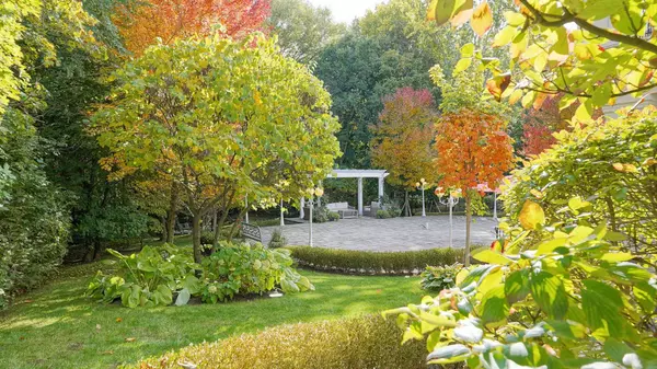 Toronto C12, ON M2L 2K7,101 Forest Heights BLVD