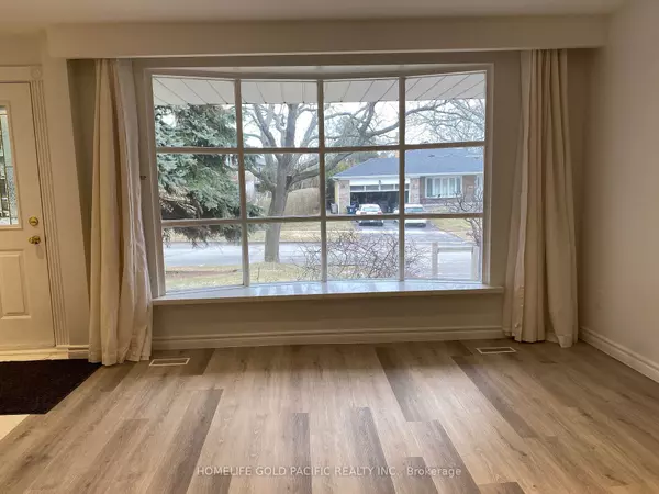 Toronto C15, ON M2J 2J8,50 Bellbury CRES