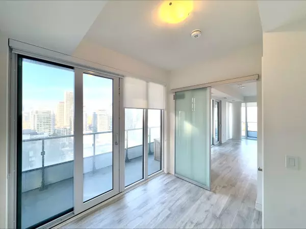 Toronto C08, ON M5A 0X6,70 Princess ST #1802 E