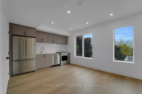 Toronto C03, ON M6C 3V6,661 Winona DR