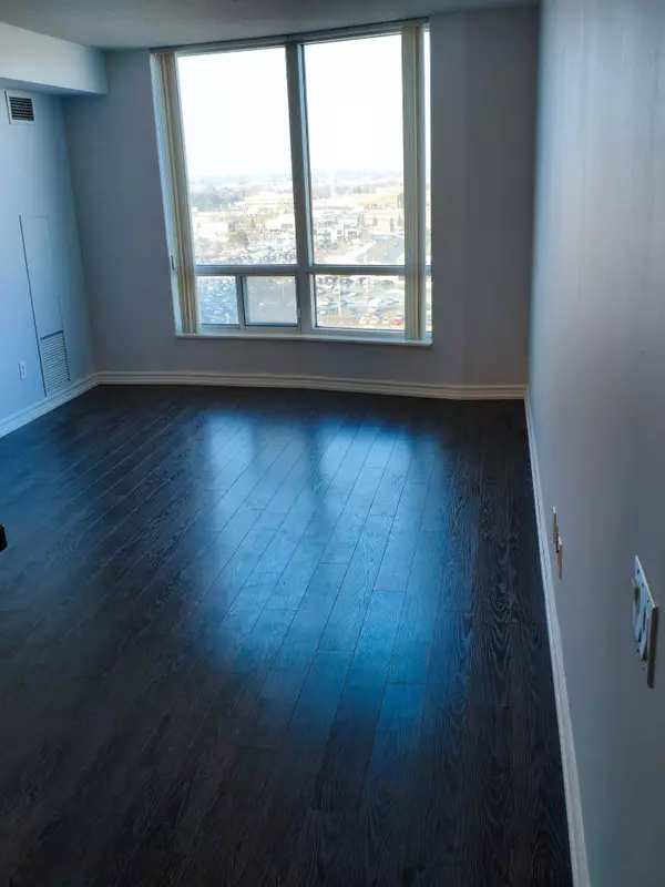 Toronto E09, ON M1P 5C5,61 Town Centre CT #1306