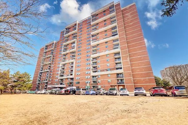 Toronto E11, ON M1B 2P4,100 Wingarden CT #1414