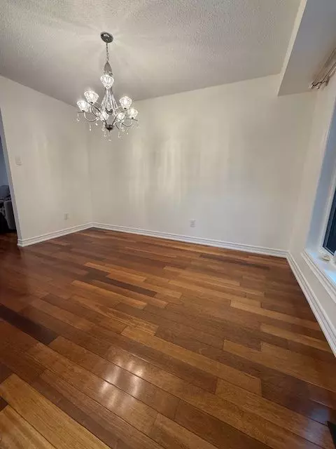 Toronto E07, ON M1V 2E1,28 Moorehouse DR