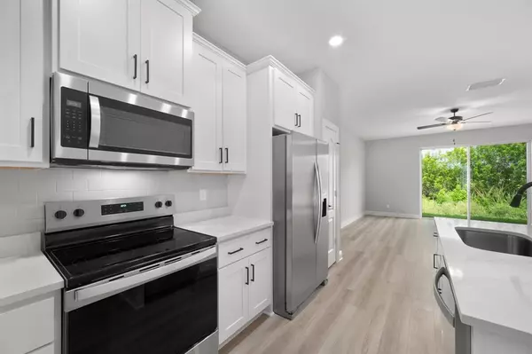 Fort Pierce, FL 34947,1823 Gaiety Way