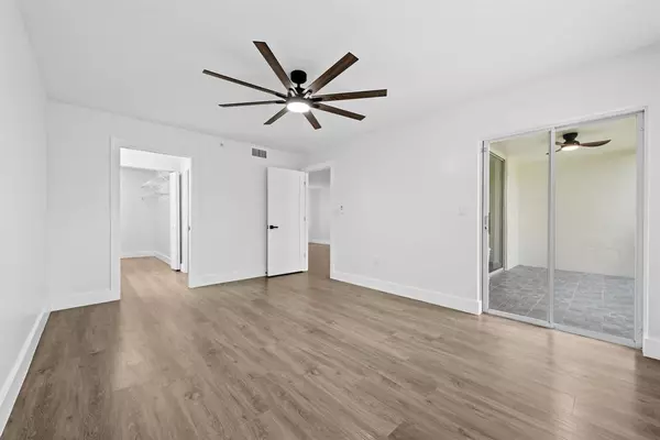 Lake Worth, FL 33467,4734 Lucerne Lakes Blvd #303