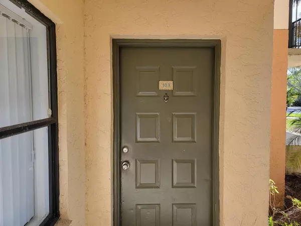 Sunrise, FL 33322,9999 SUMMERBREEZE DR #103