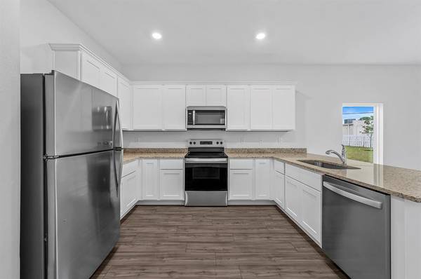 Fort Pierce, FL 34982,5212 Myrtle Dr