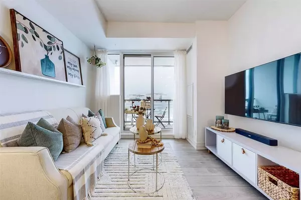 Markham, ON L6G 0G9,10 Rouge Valley DR W #910A