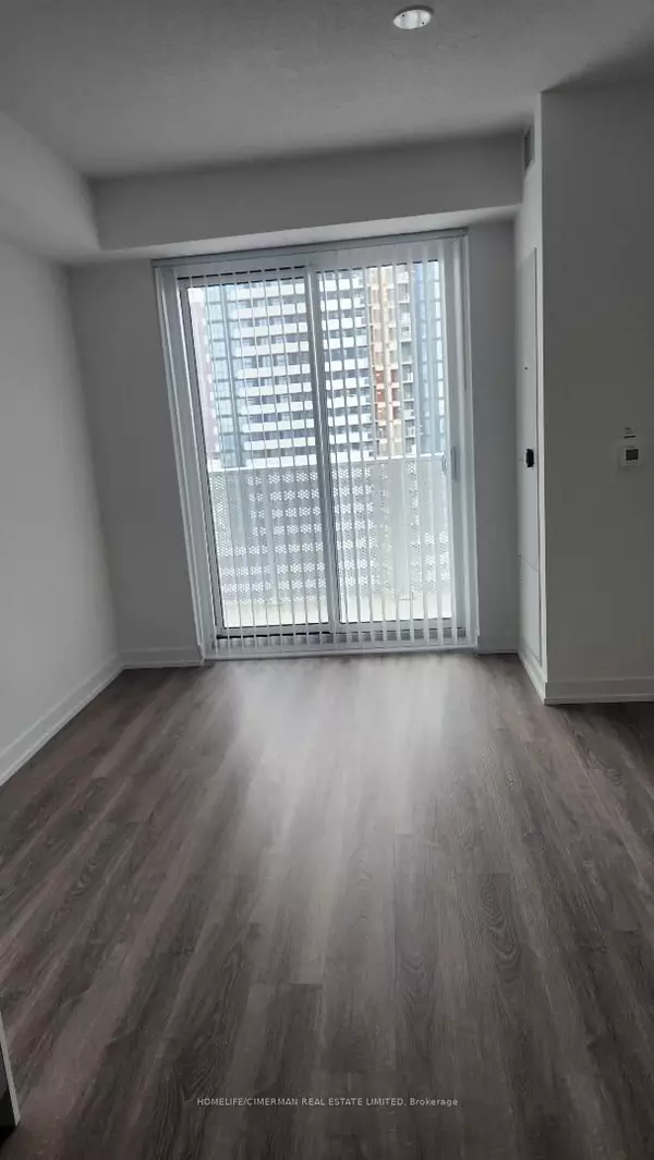 Vaughan, ON L4K 0P9,195 COMMERCE ST #1602